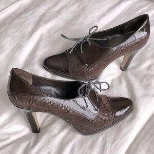 8 Anne Klein “Quaint” Heeled Oxfords Reptile Pattern Patent Leather Lace Up